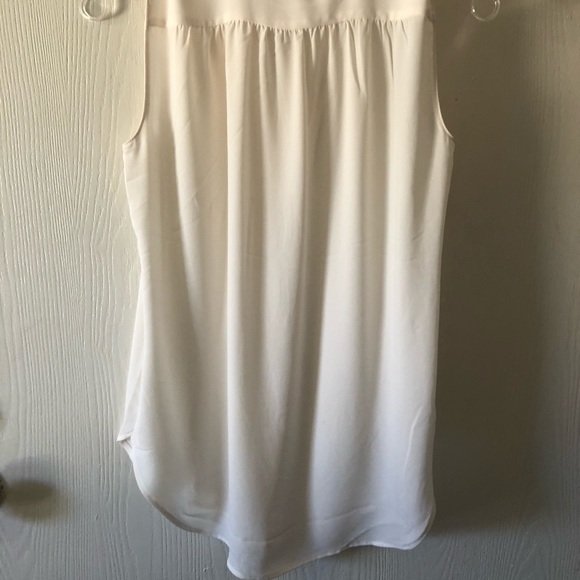 Split-neck Shell - Picture 2 of 4